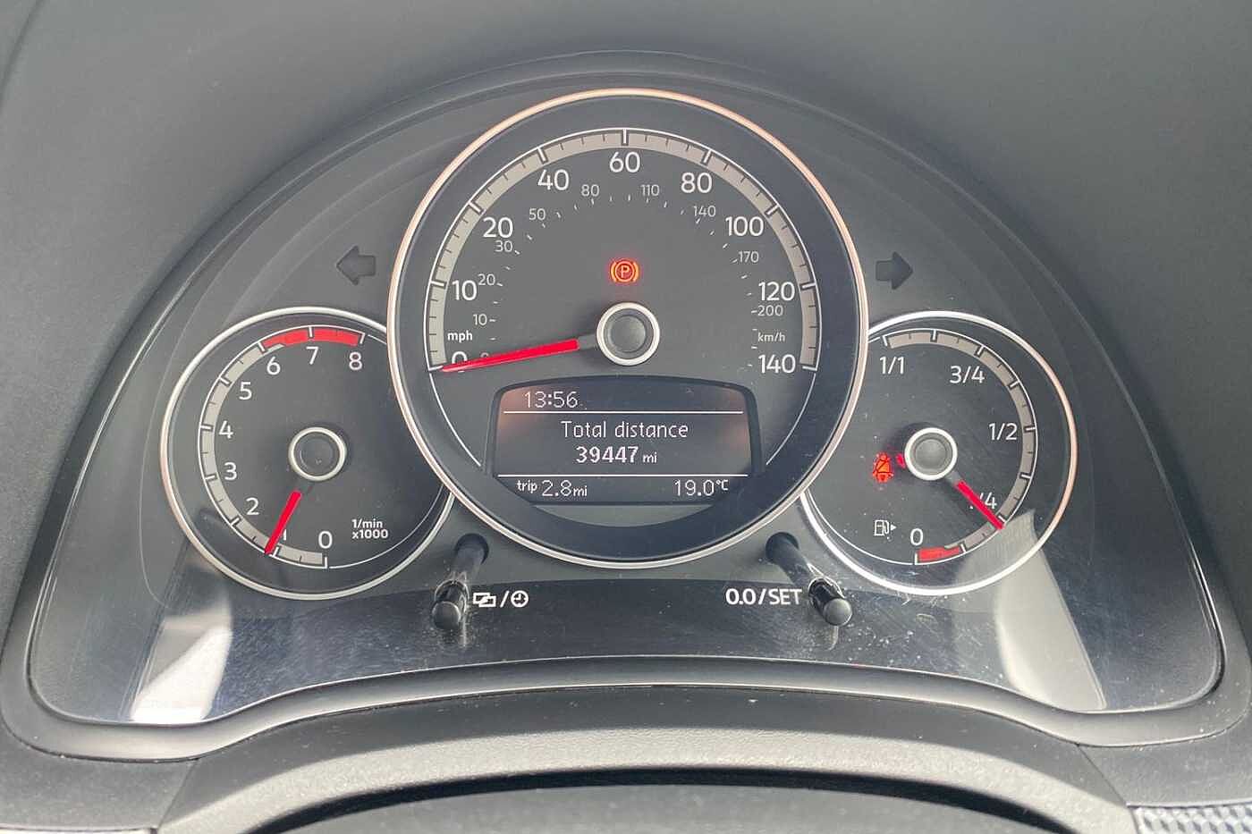 Volkswagen up!