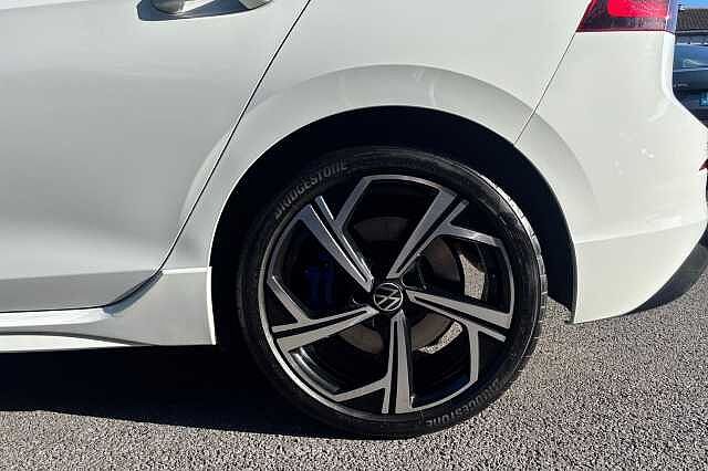 Volkswagen Golf R