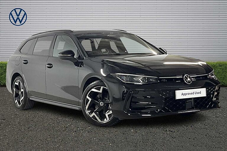 Volkswagen Passat R-Line 1.5 eTSI MHEV 150PS 7-speed DSG 5 Door