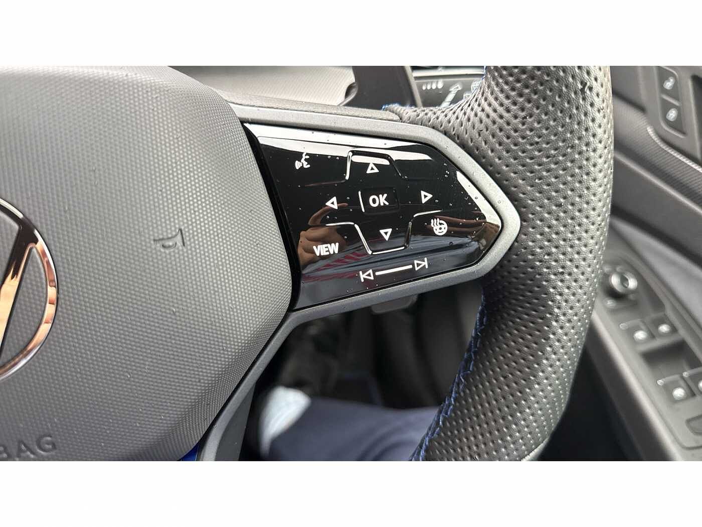 Volkswagen Golf R