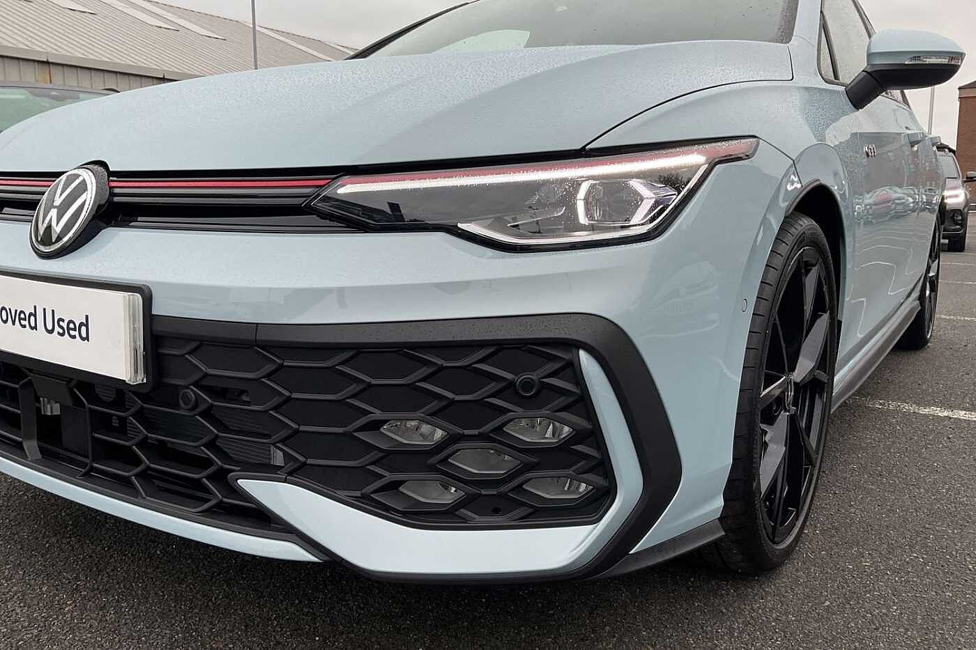 Volkswagen Golf GTI