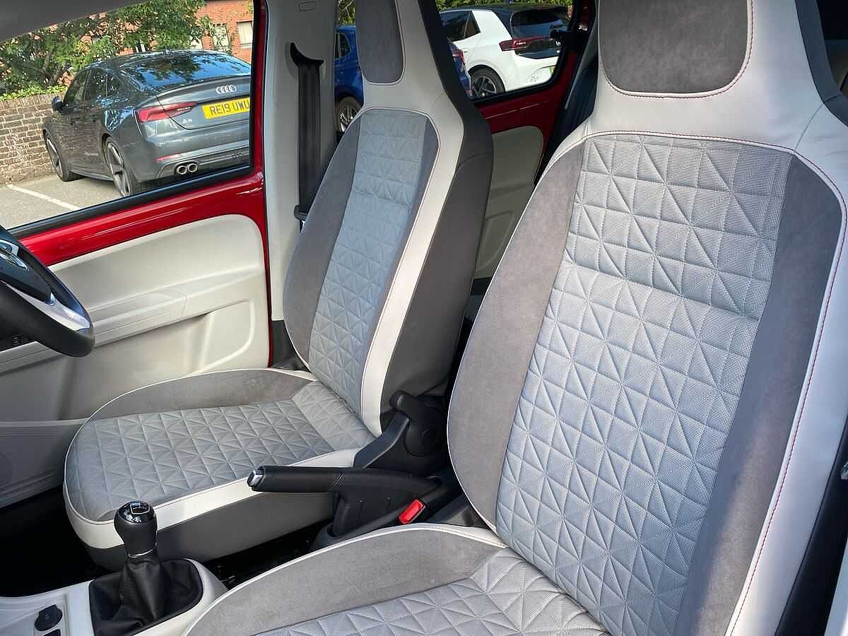 Volkswagen up!