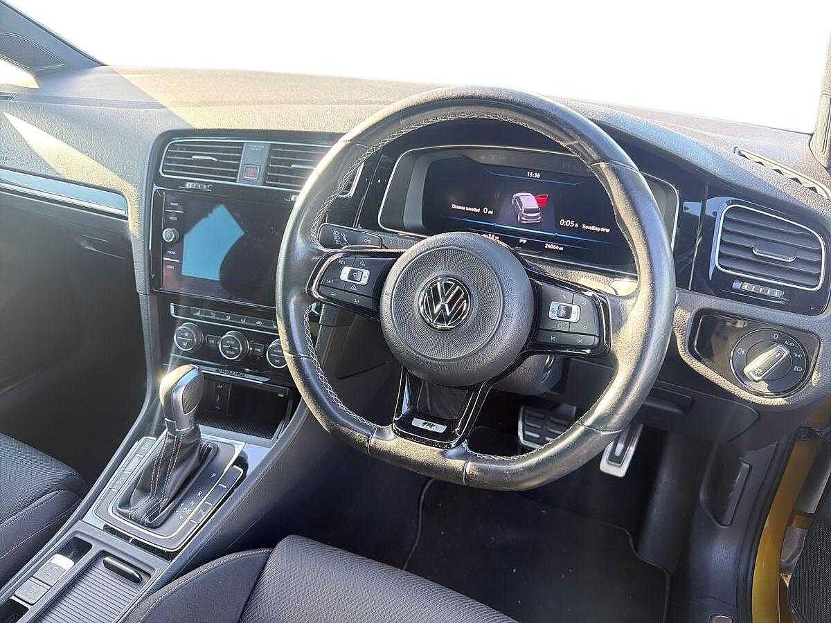 Volkswagen Golf R