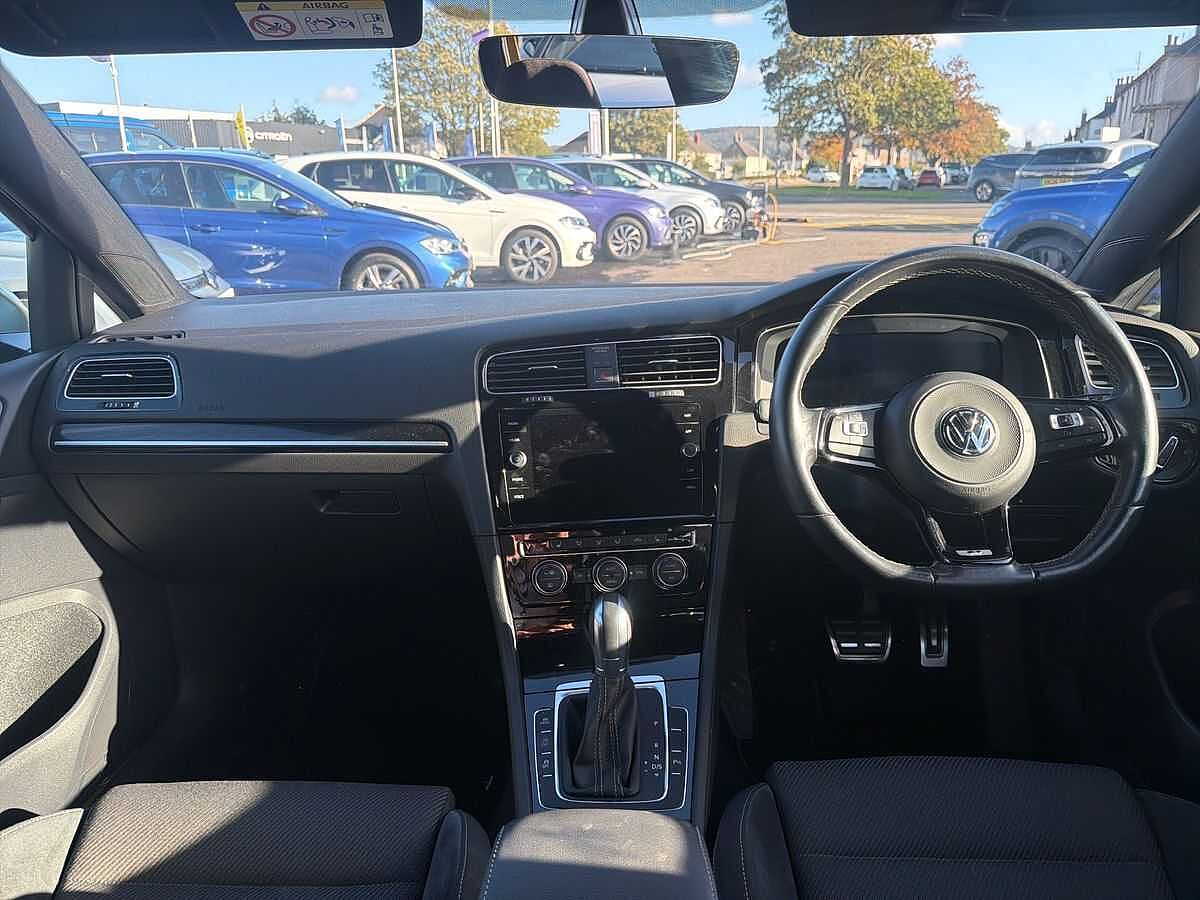 Volkswagen Golf R