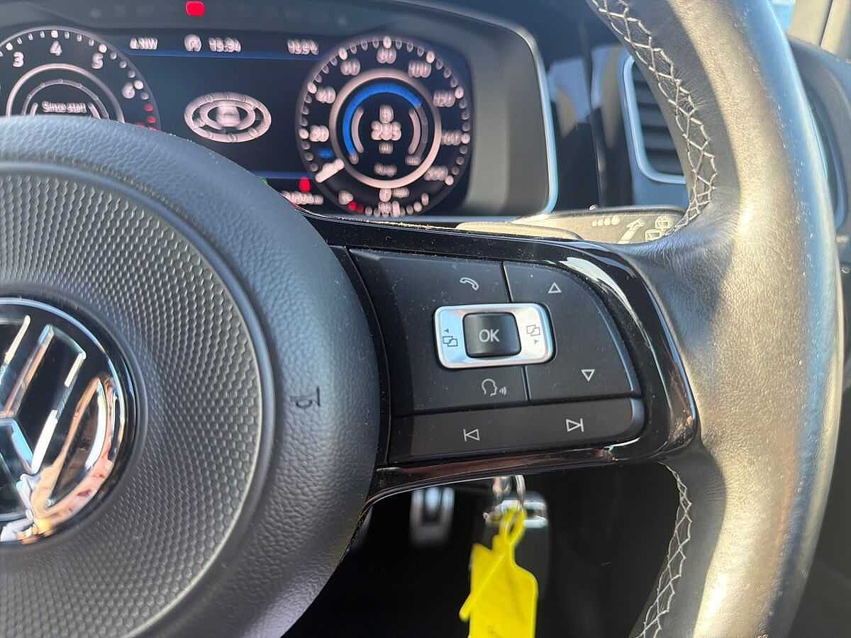 Volkswagen Golf R