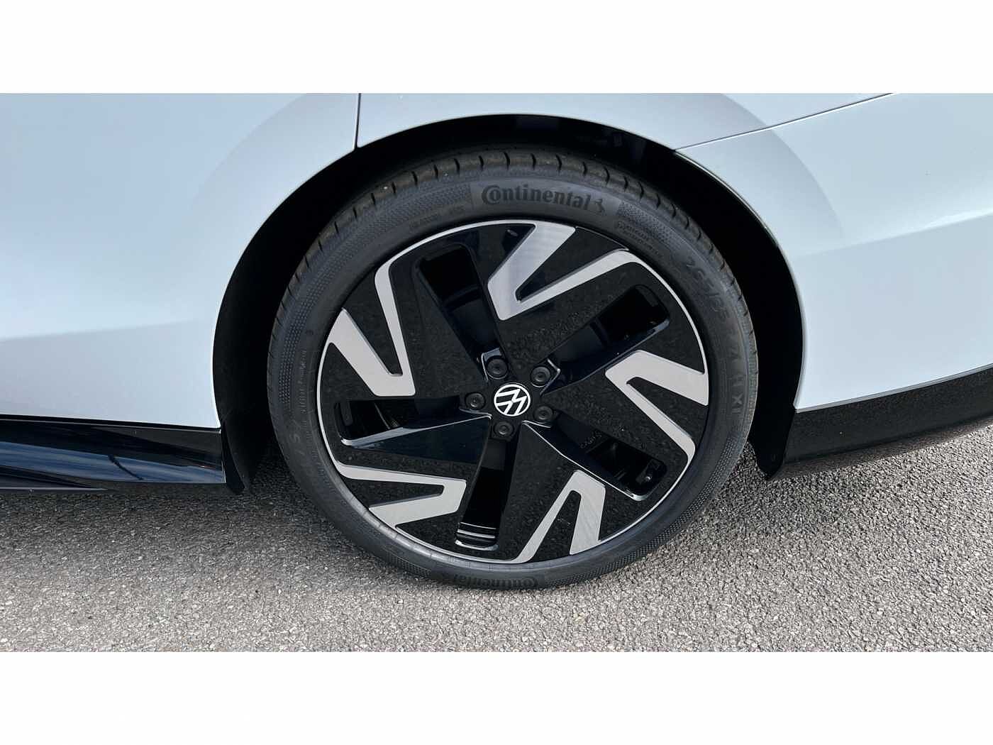 Volkswagen ID.7 Tourer