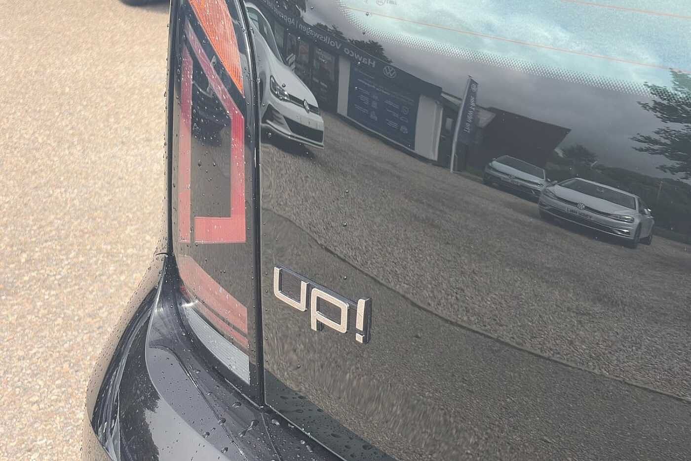 Volkswagen up!