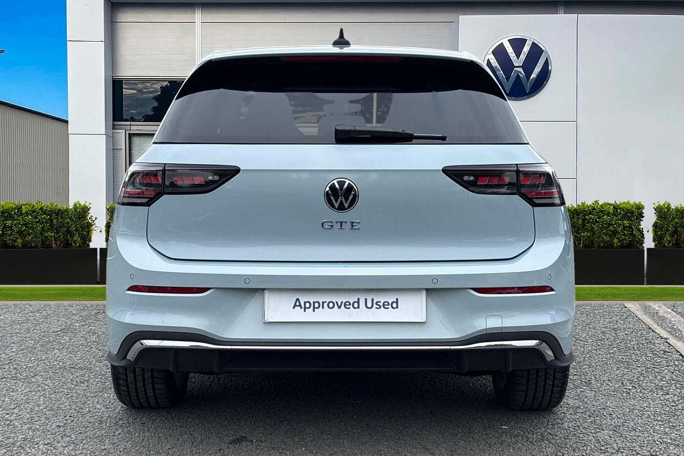 Volkswagen Golf GTE