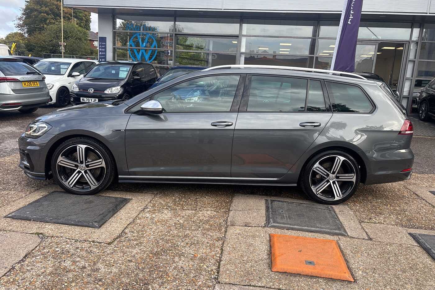 Volkswagen Golf R