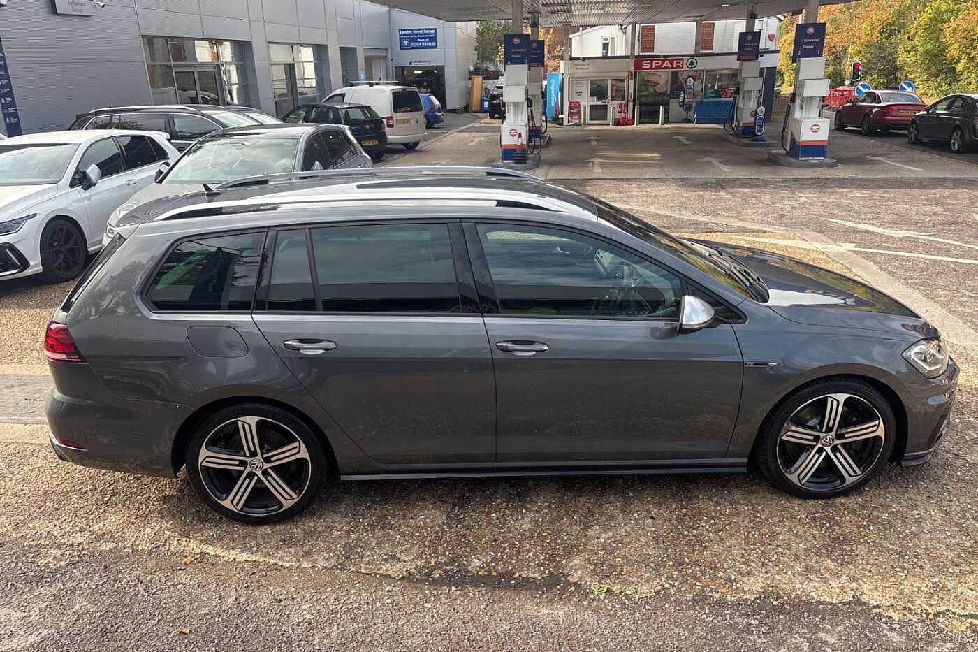 Volkswagen Golf R