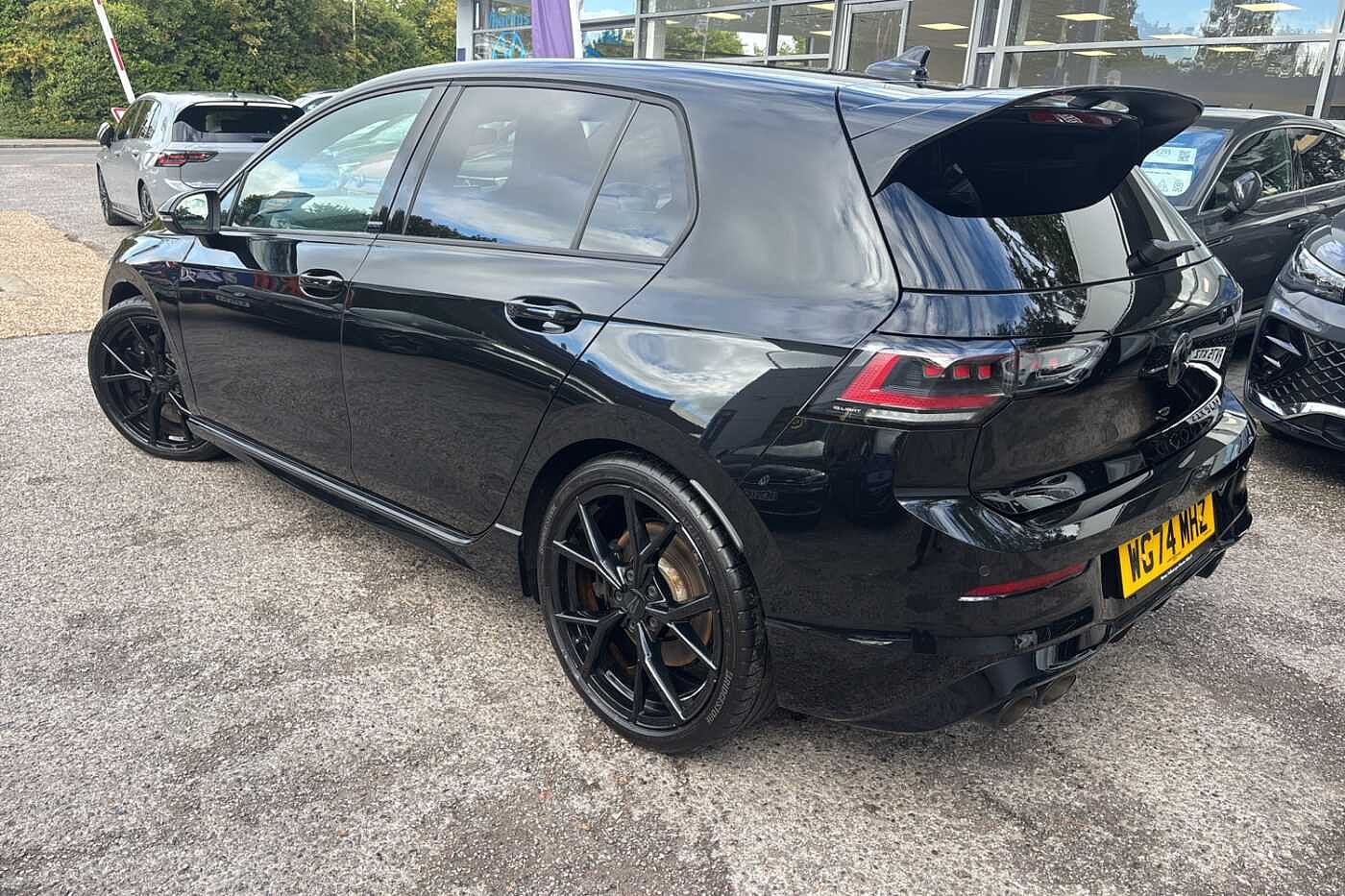 Volkswagen Golf R