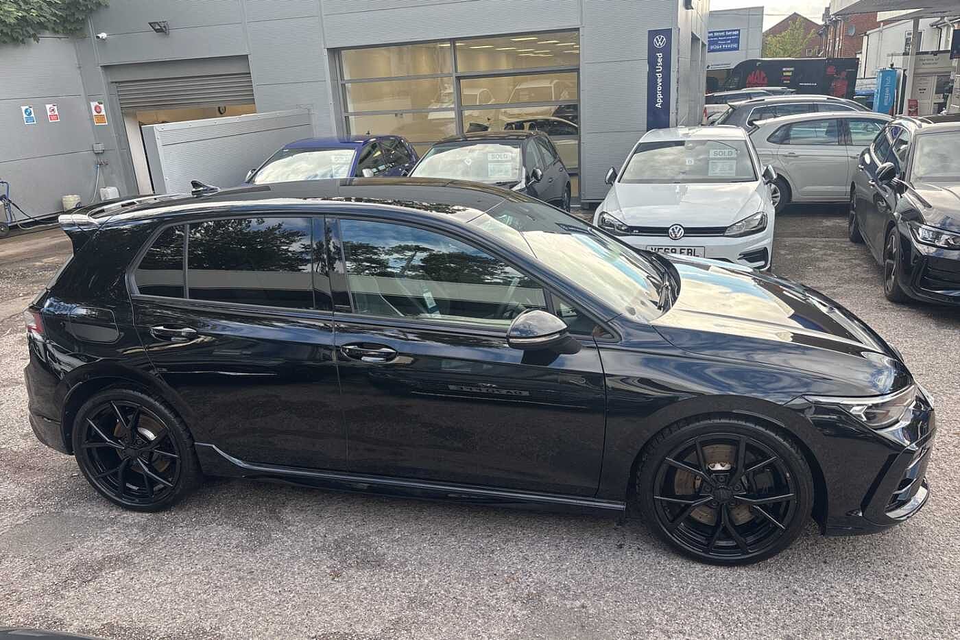 Volkswagen Golf R