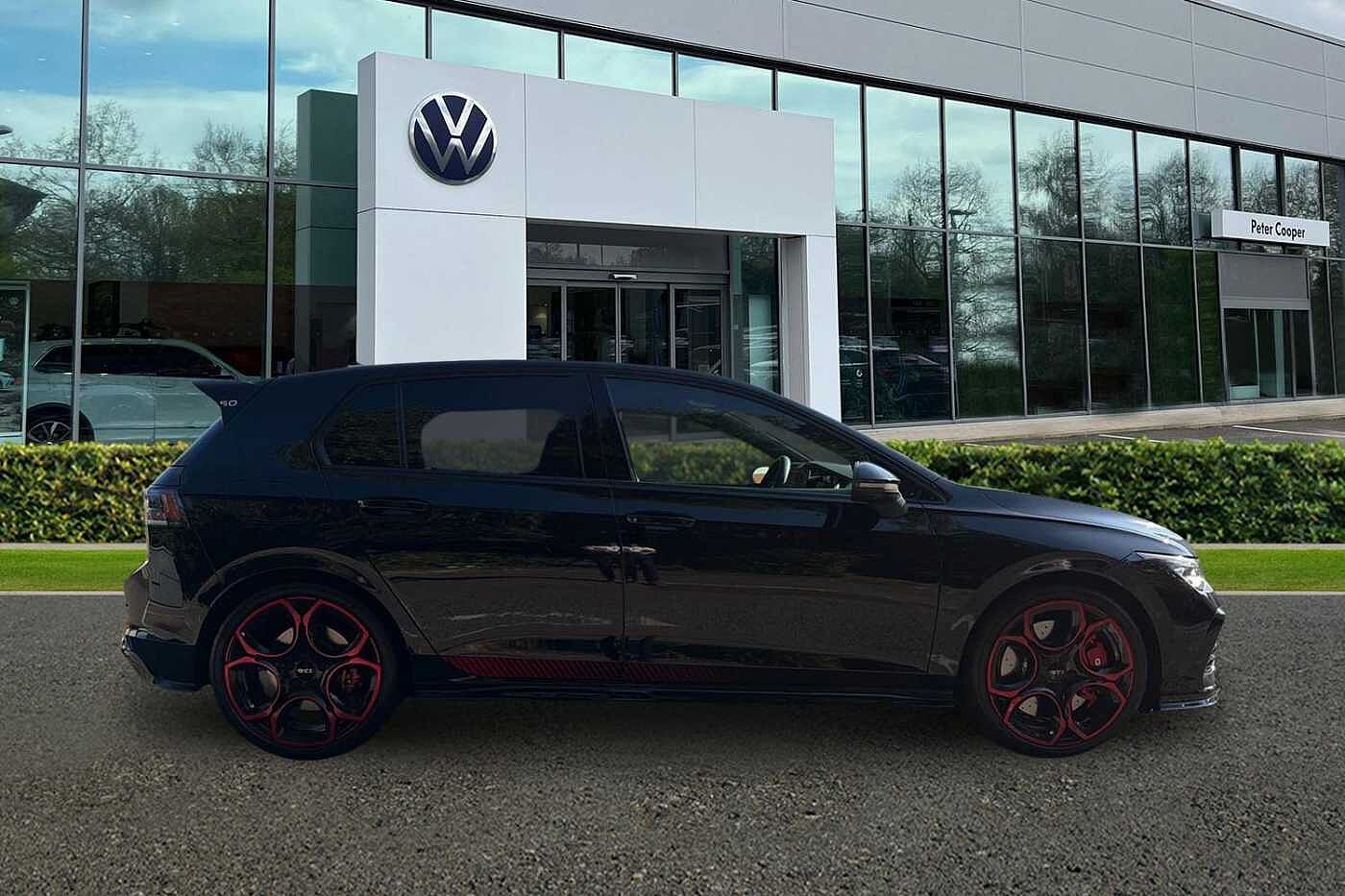 Volkswagen Golf GTI