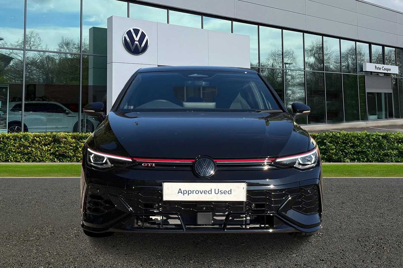 Volkswagen Golf GTI