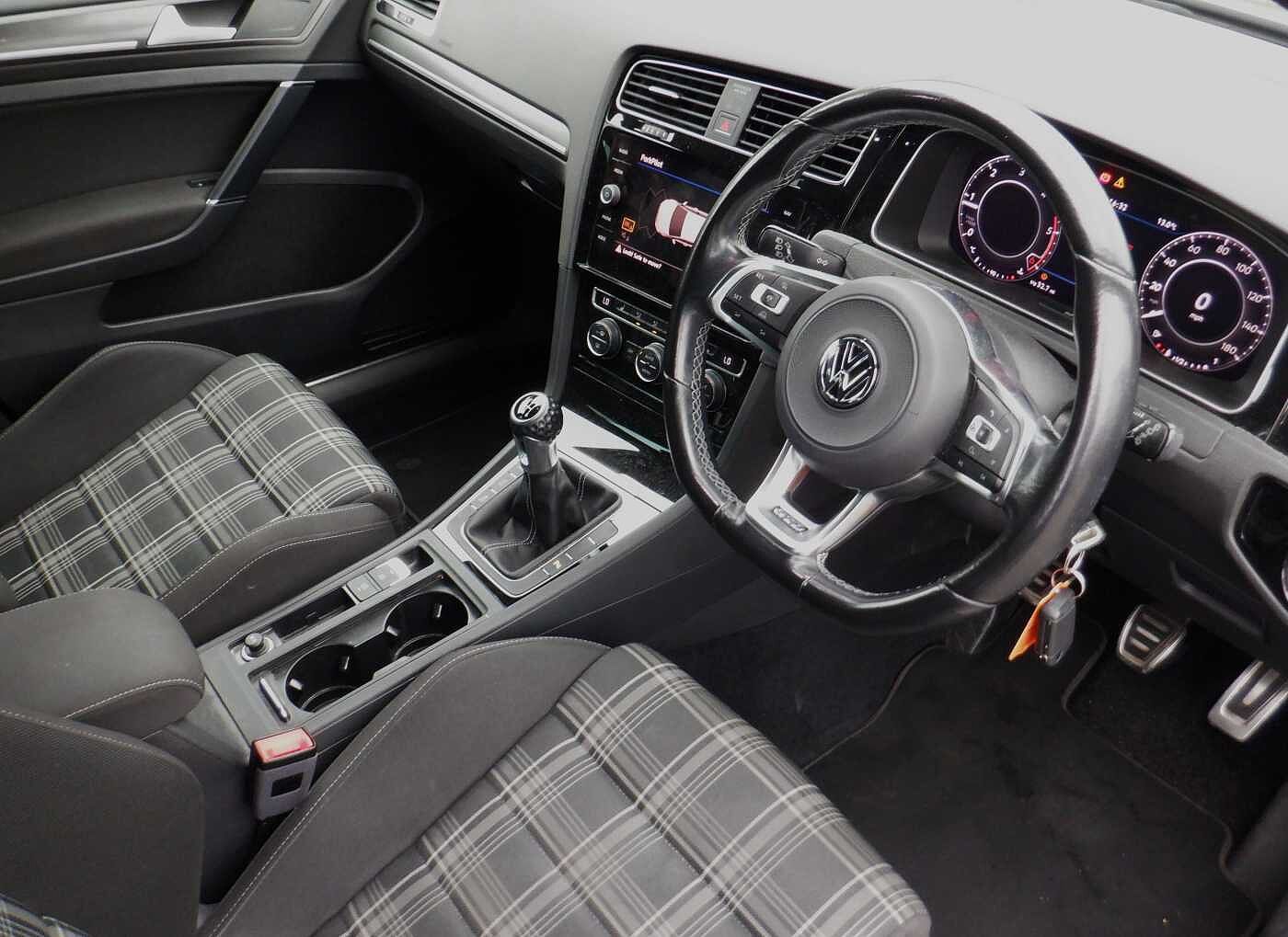Volkswagen Golf GTD