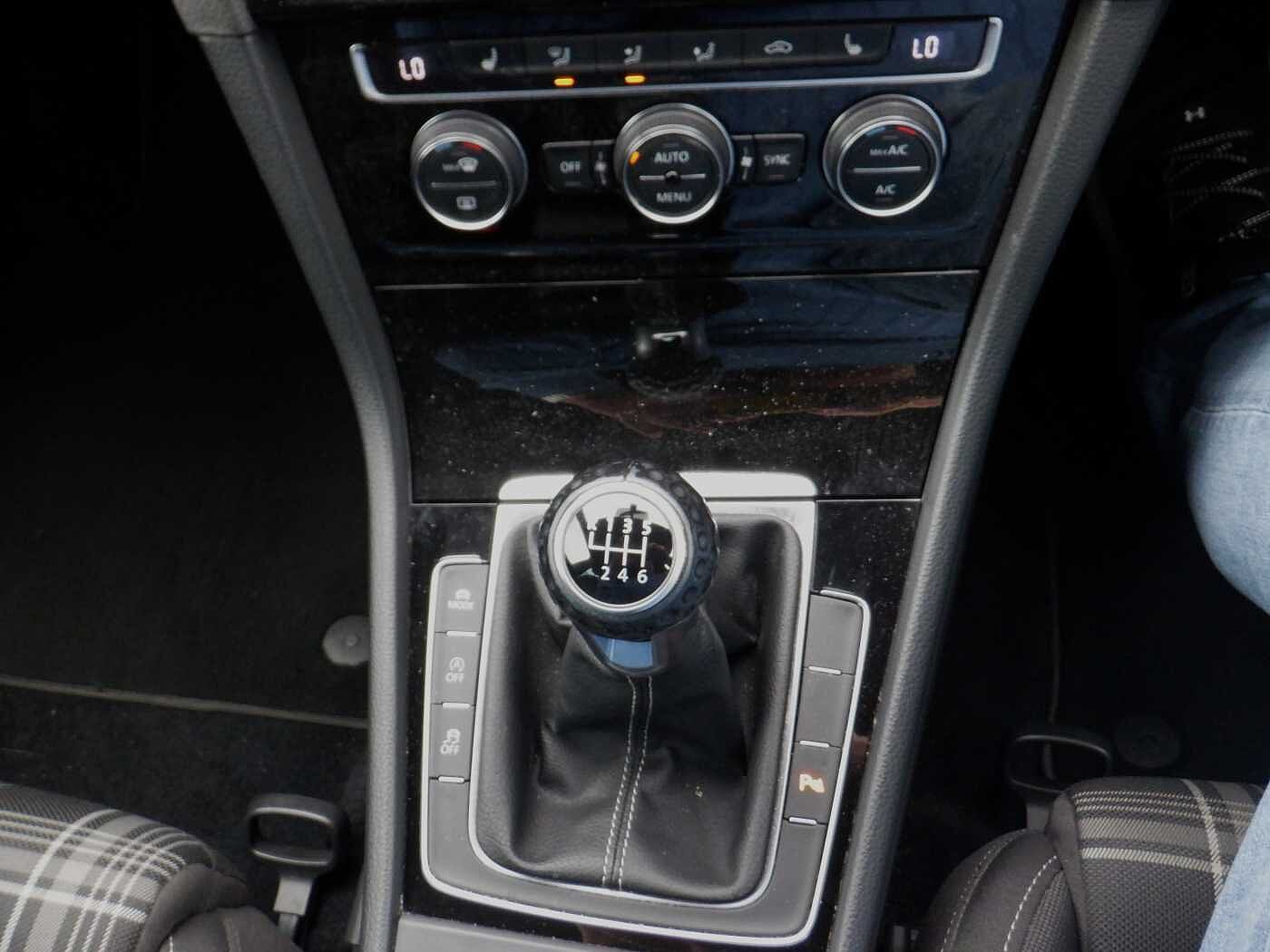 Volkswagen Golf GTD