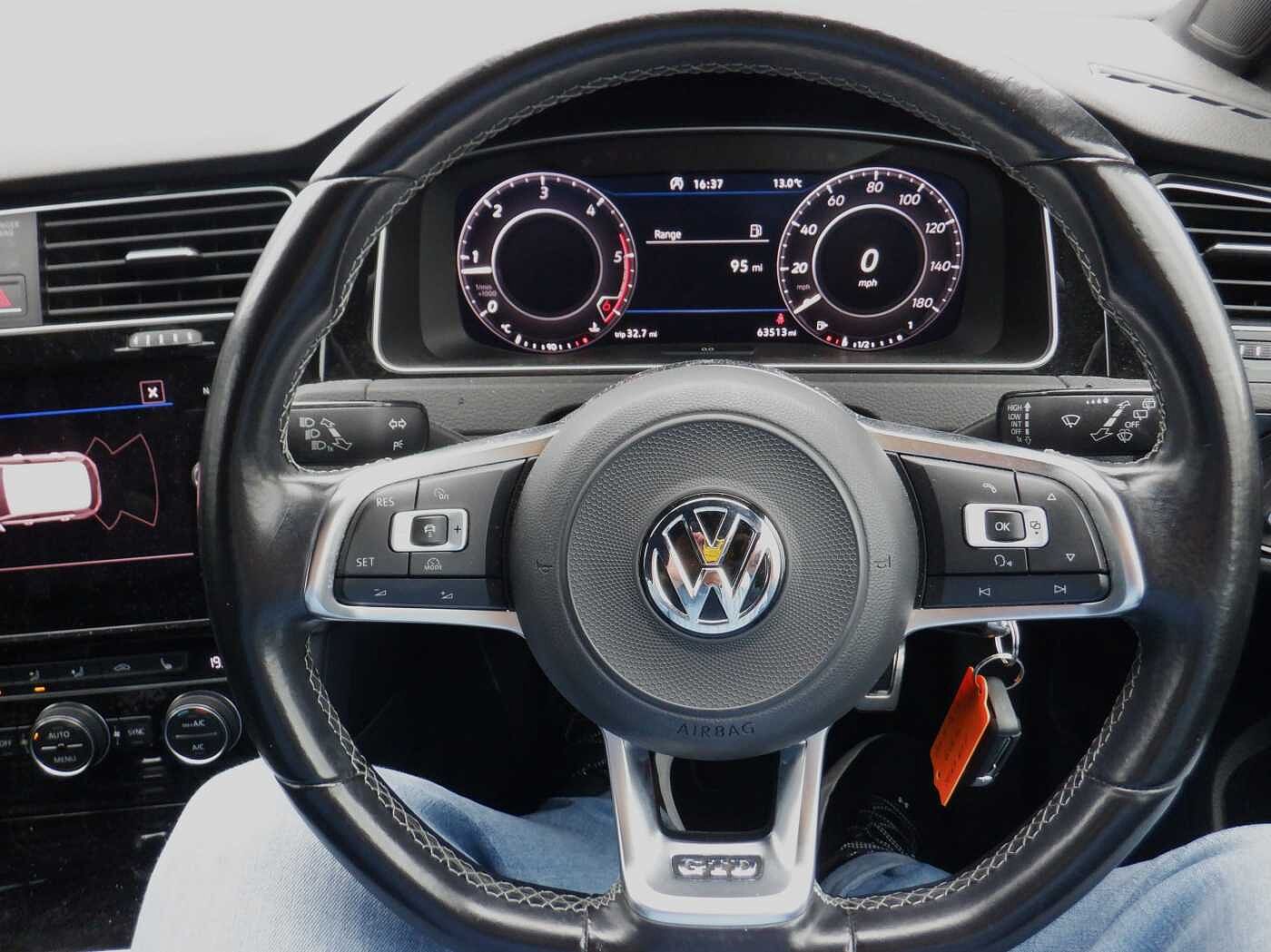 Volkswagen Golf GTD
