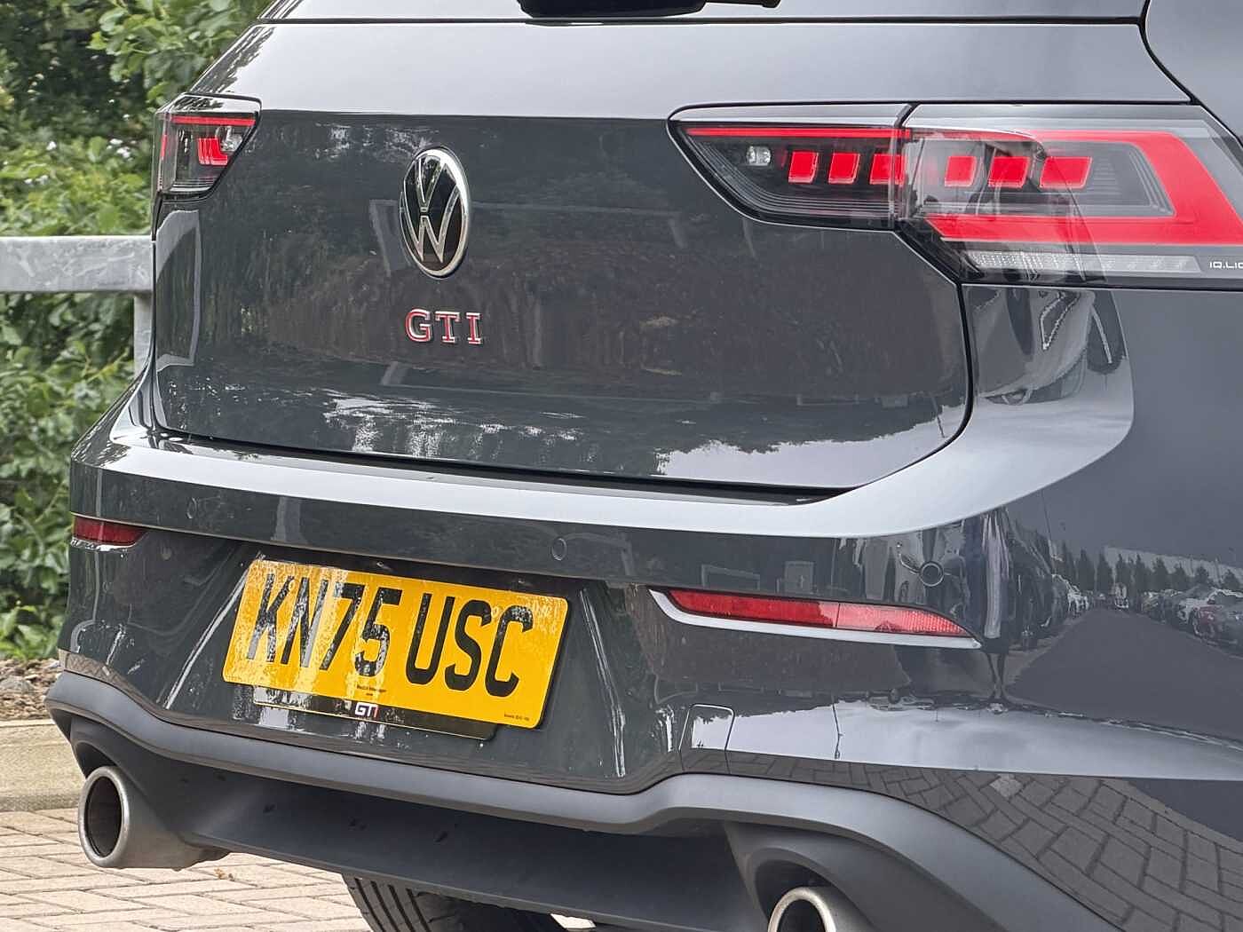 Volkswagen Golf GTI
