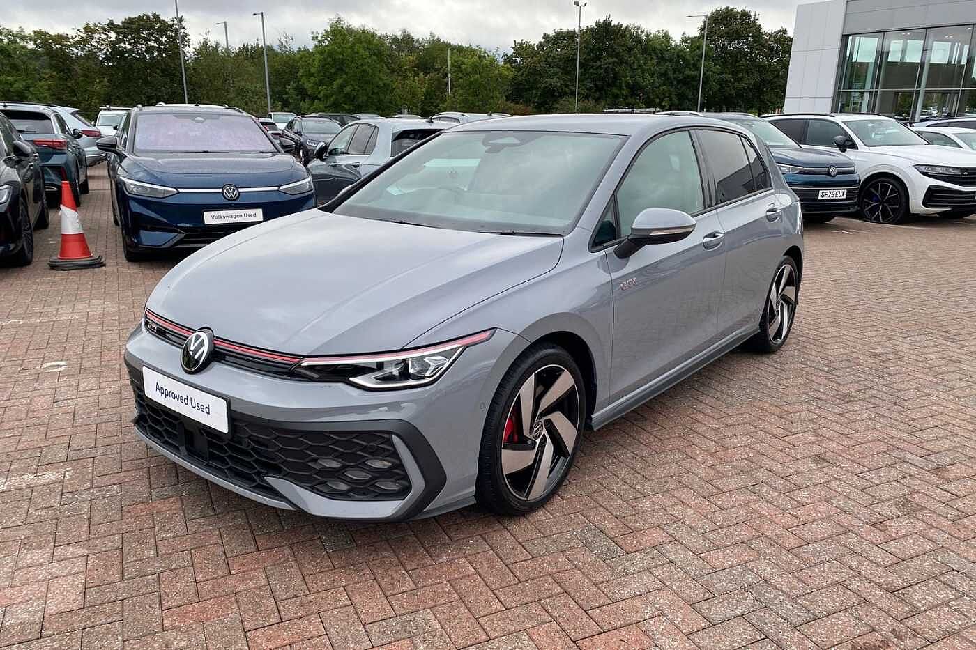 Volkswagen Golf GTI