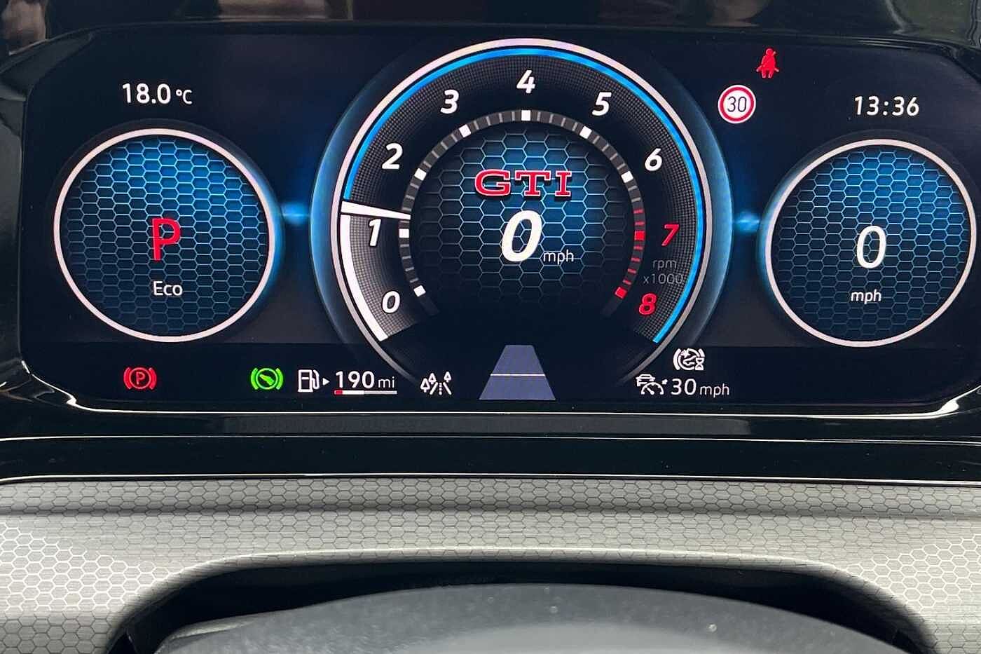 Volkswagen Golf GTI
