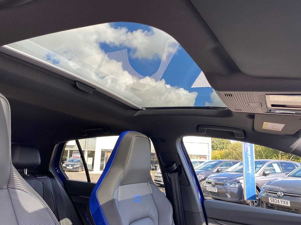 Volkswagen Golf R