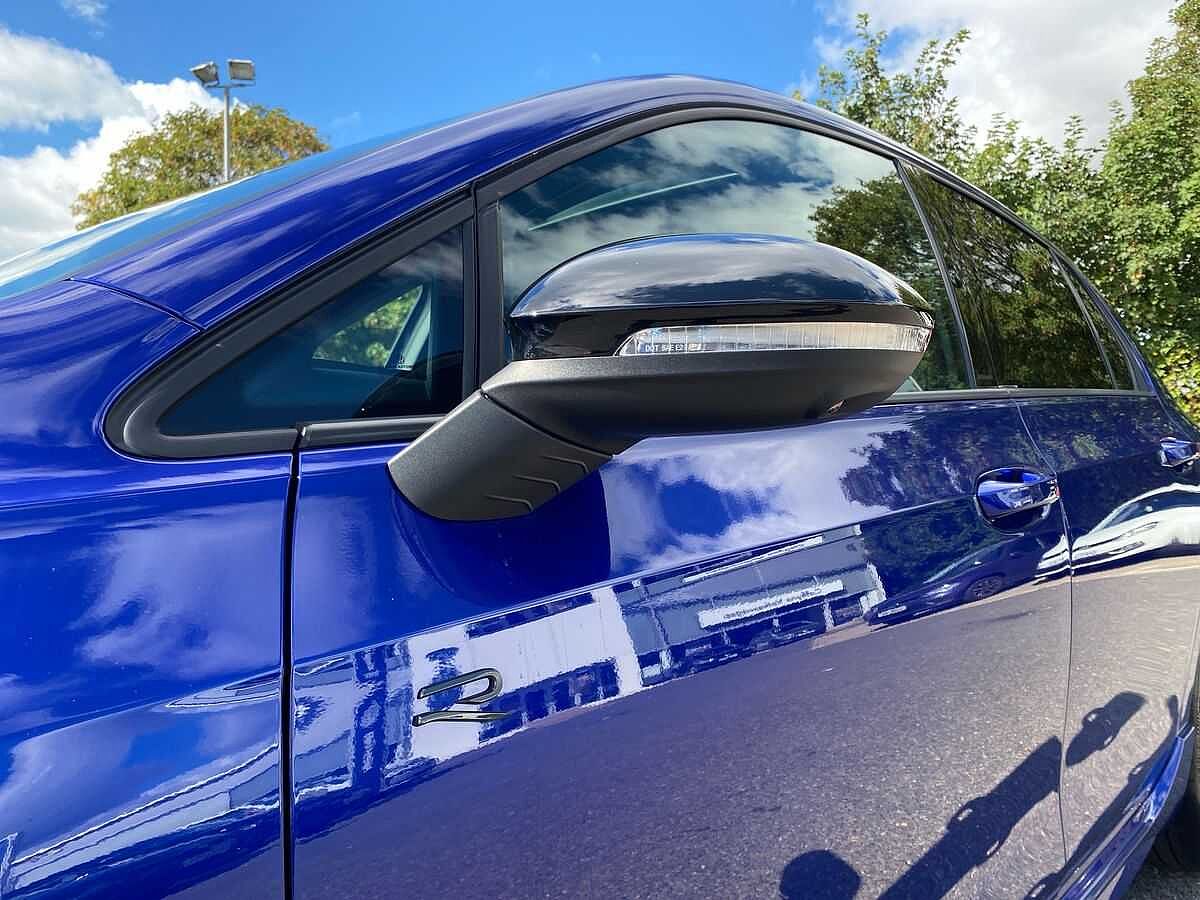 Volkswagen Golf R