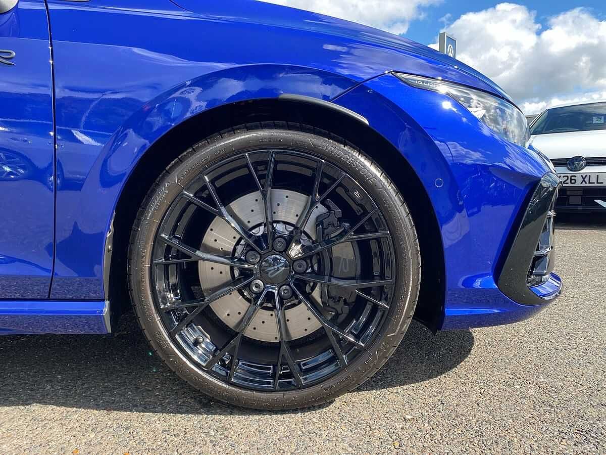 Volkswagen Golf R