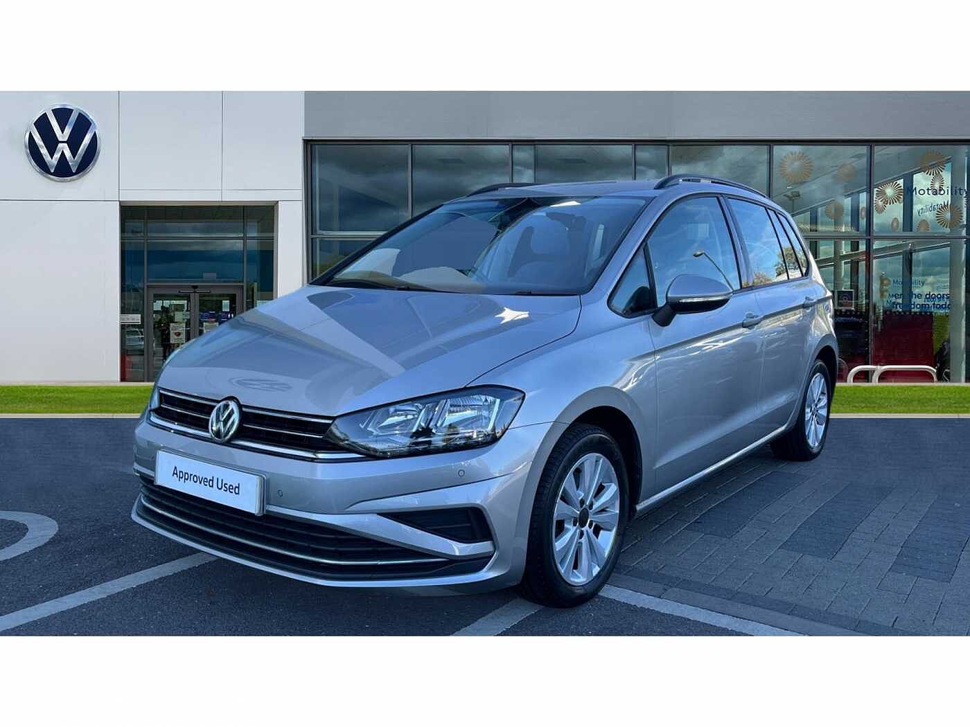 Volkswagen Golf SV