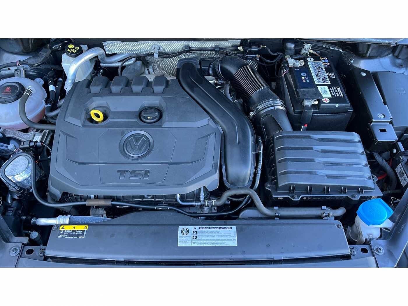 Volkswagen Golf SV