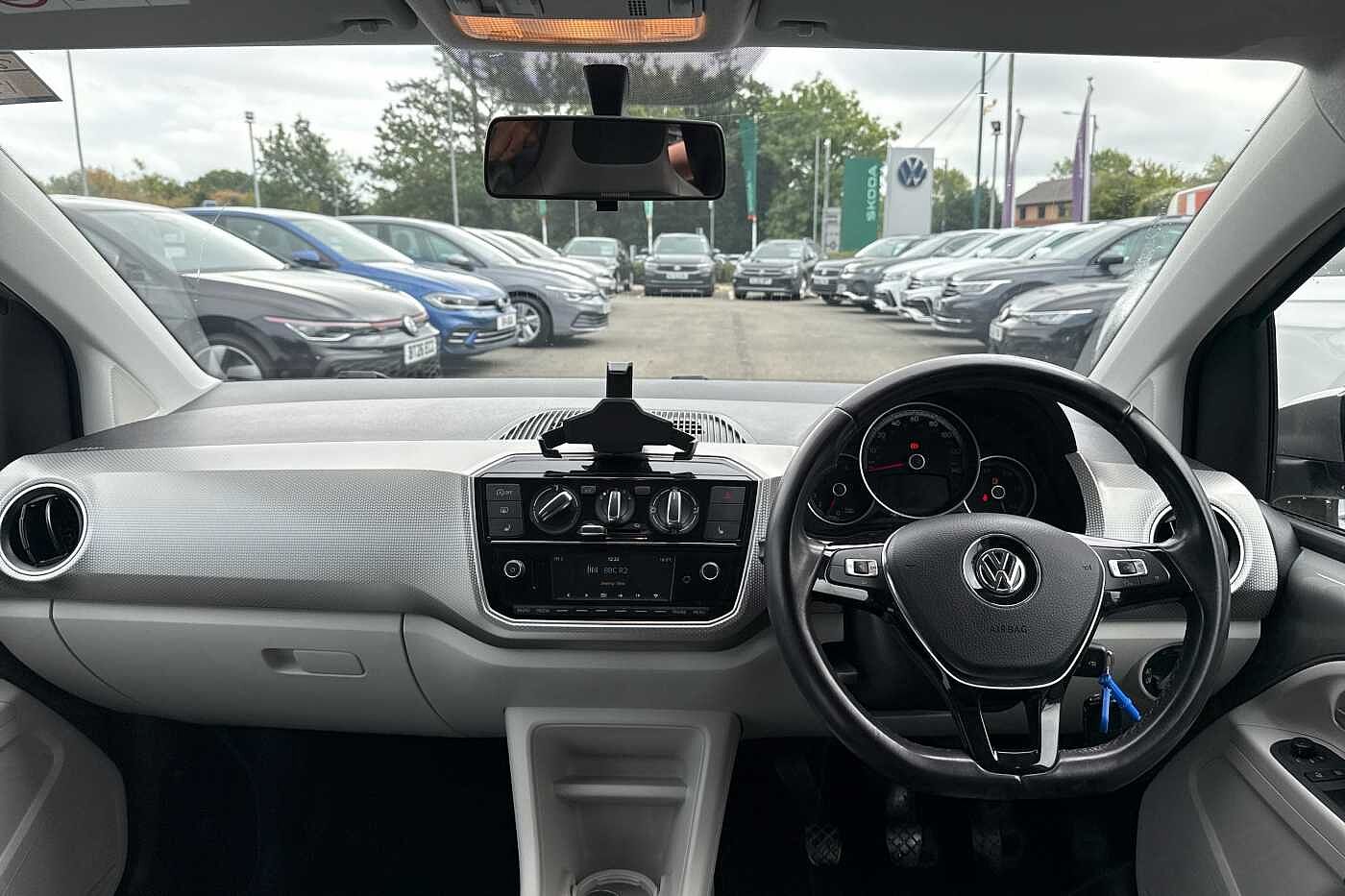 Volkswagen up!