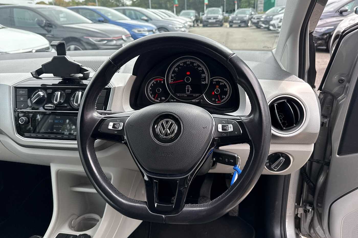 Volkswagen up!