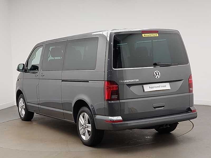 Volkswagen Transporter Shuttle