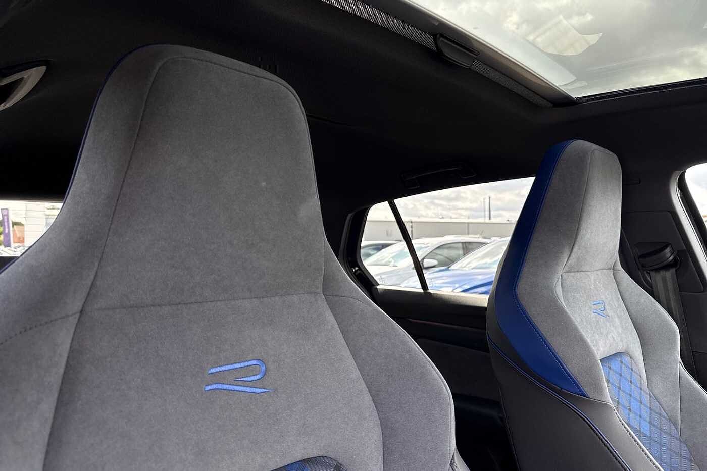 Volkswagen Golf R