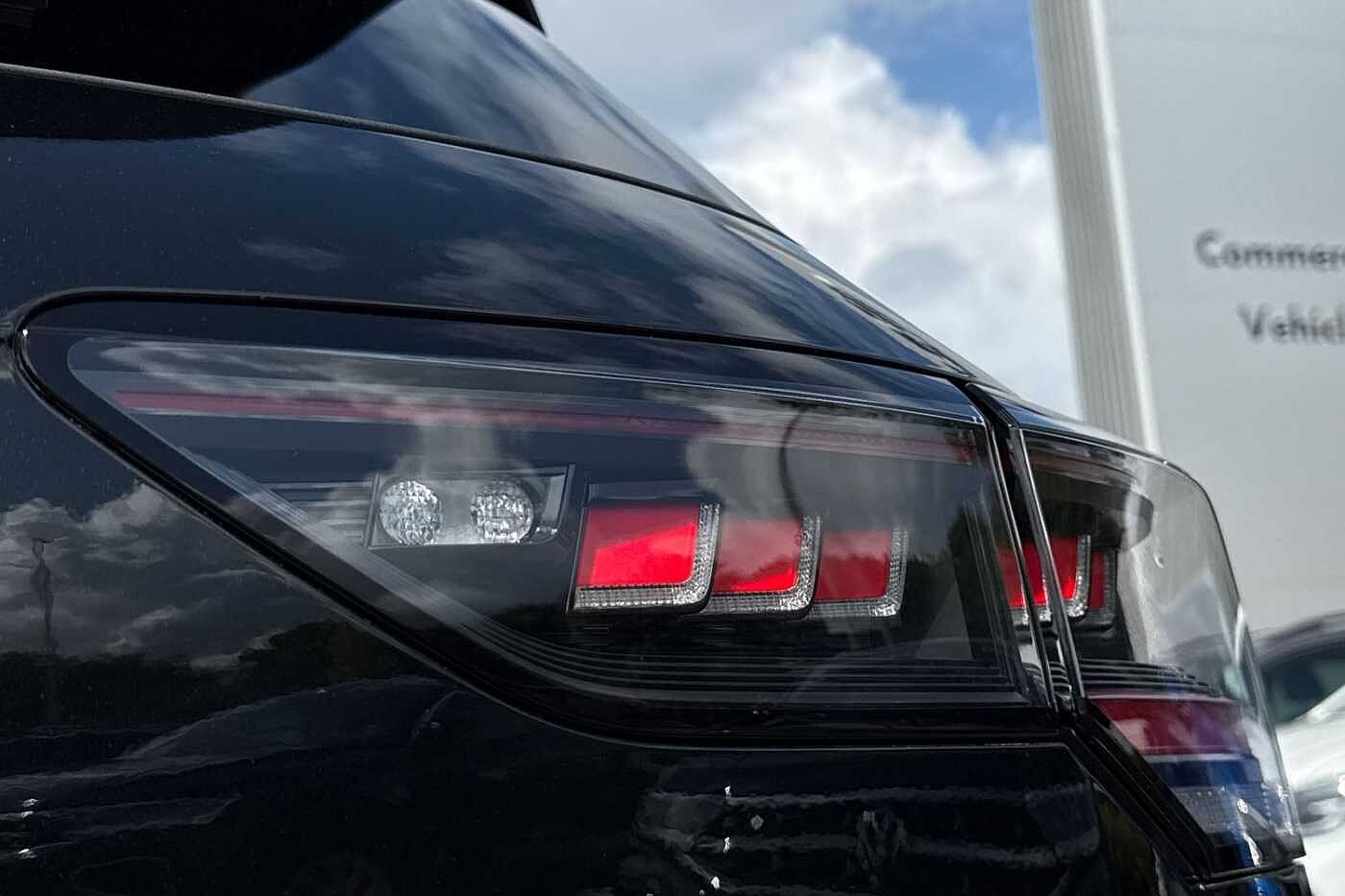 Volkswagen Golf R