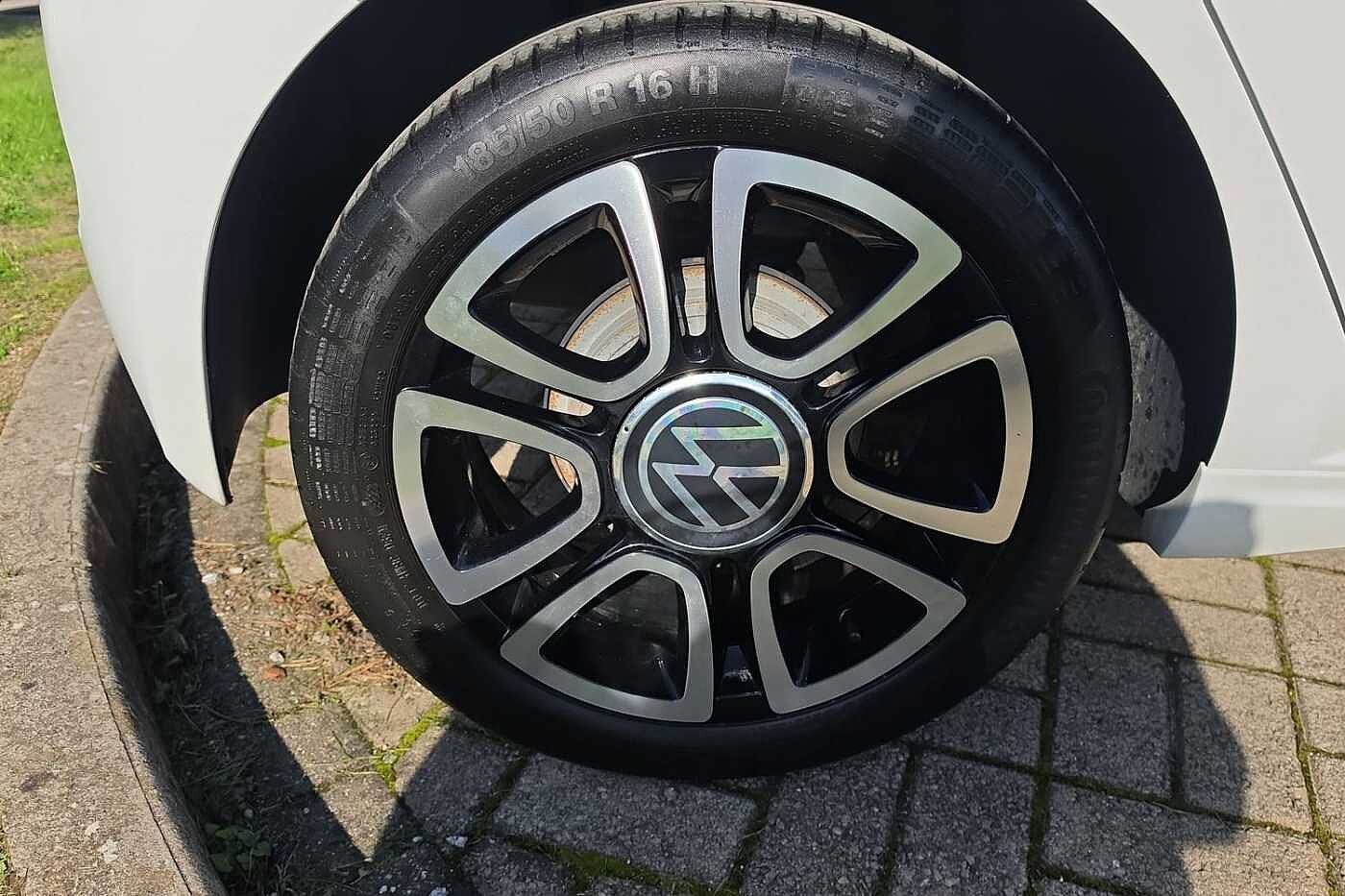 Volkswagen up!
