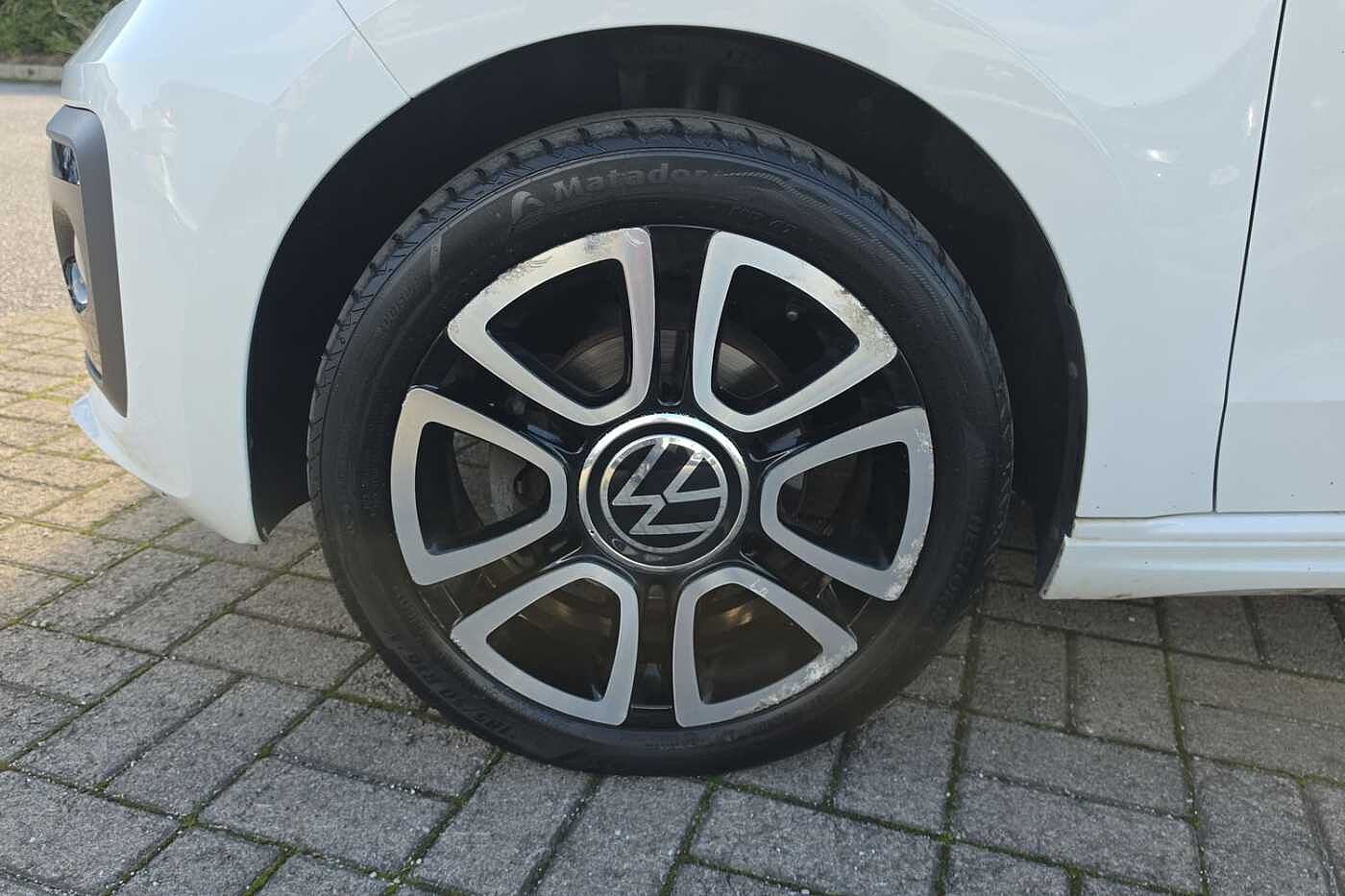 Volkswagen up!