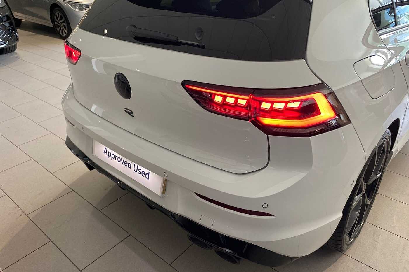Volkswagen Golf R