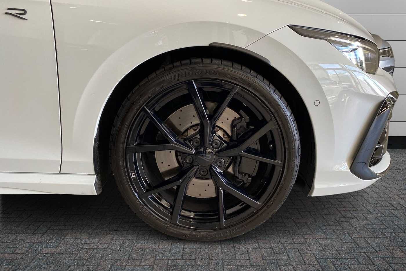 Volkswagen Golf R