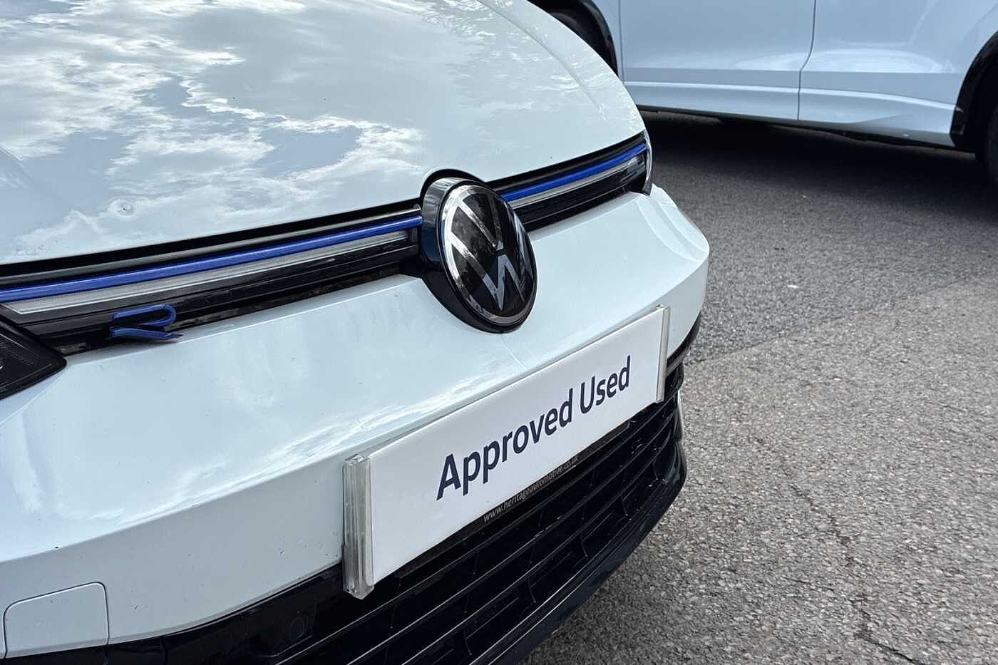 Volkswagen Golf R