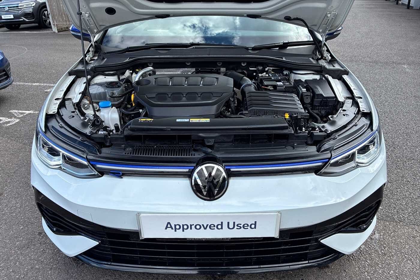 Volkswagen Golf R