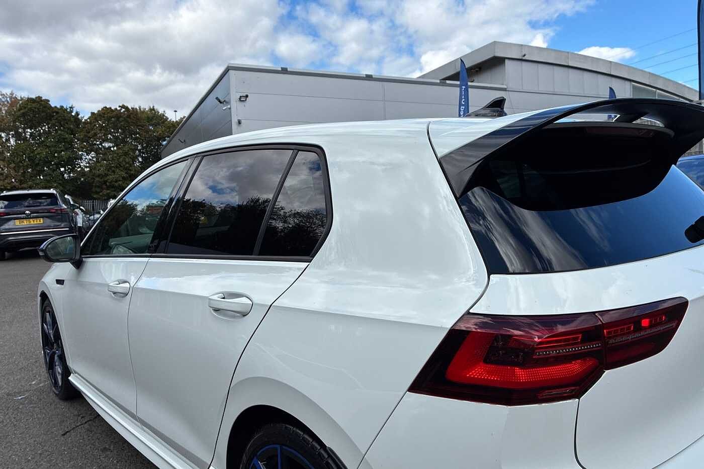 Volkswagen Golf R