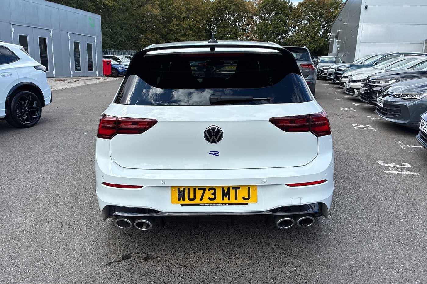 Volkswagen Golf R