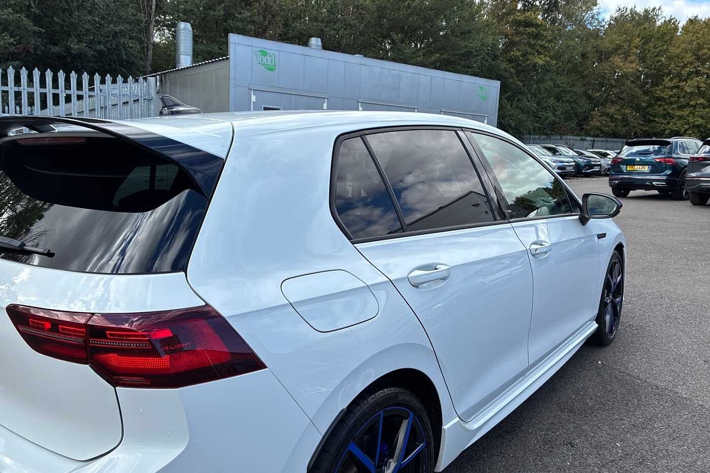Volkswagen Golf R